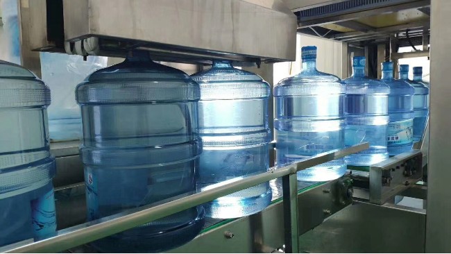 新開桶裝水廠需要辦理哪些證件？