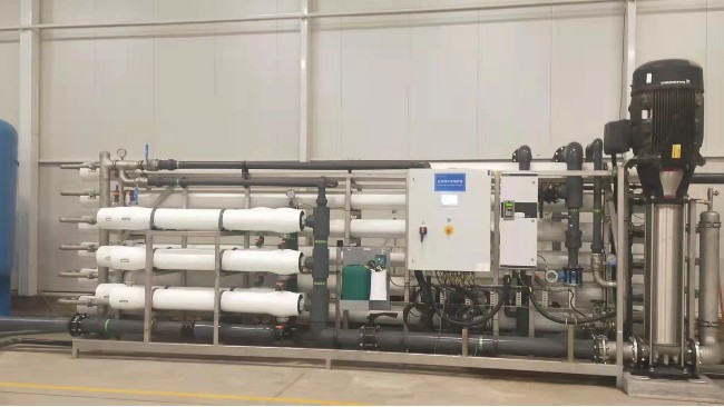 化工廠生產(chǎn)用反滲透設備價格