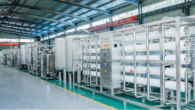 反滲透純凈水設(shè)備廠家哪家好？