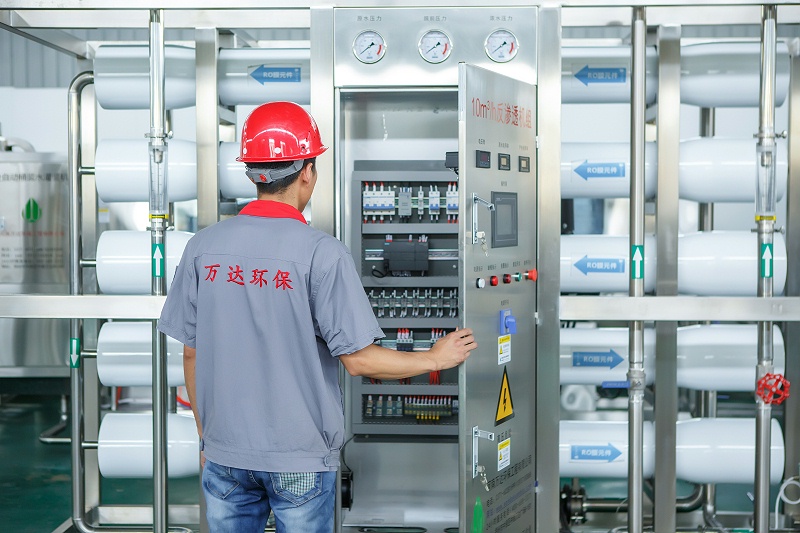 工業(yè)反滲透凈水設備